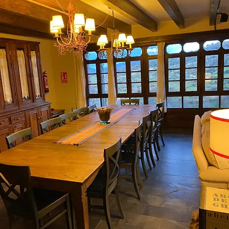 La Quinta De Puelles Alpesi faház Ambas (Asturias)