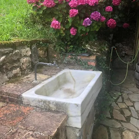 בקתה La Quinta De Puelles Ambas (Asturias)