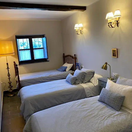 בקתה La Quinta De Puelles Ambas (Asturias)